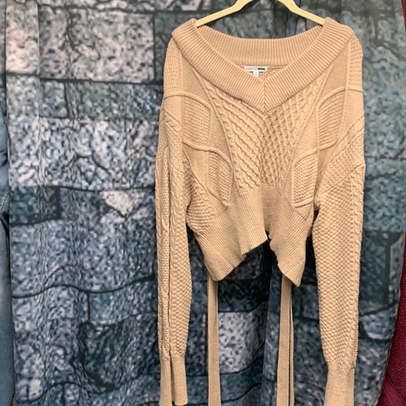 FASHION NOVA Argyle cropped sweater - Picture 1 of 3